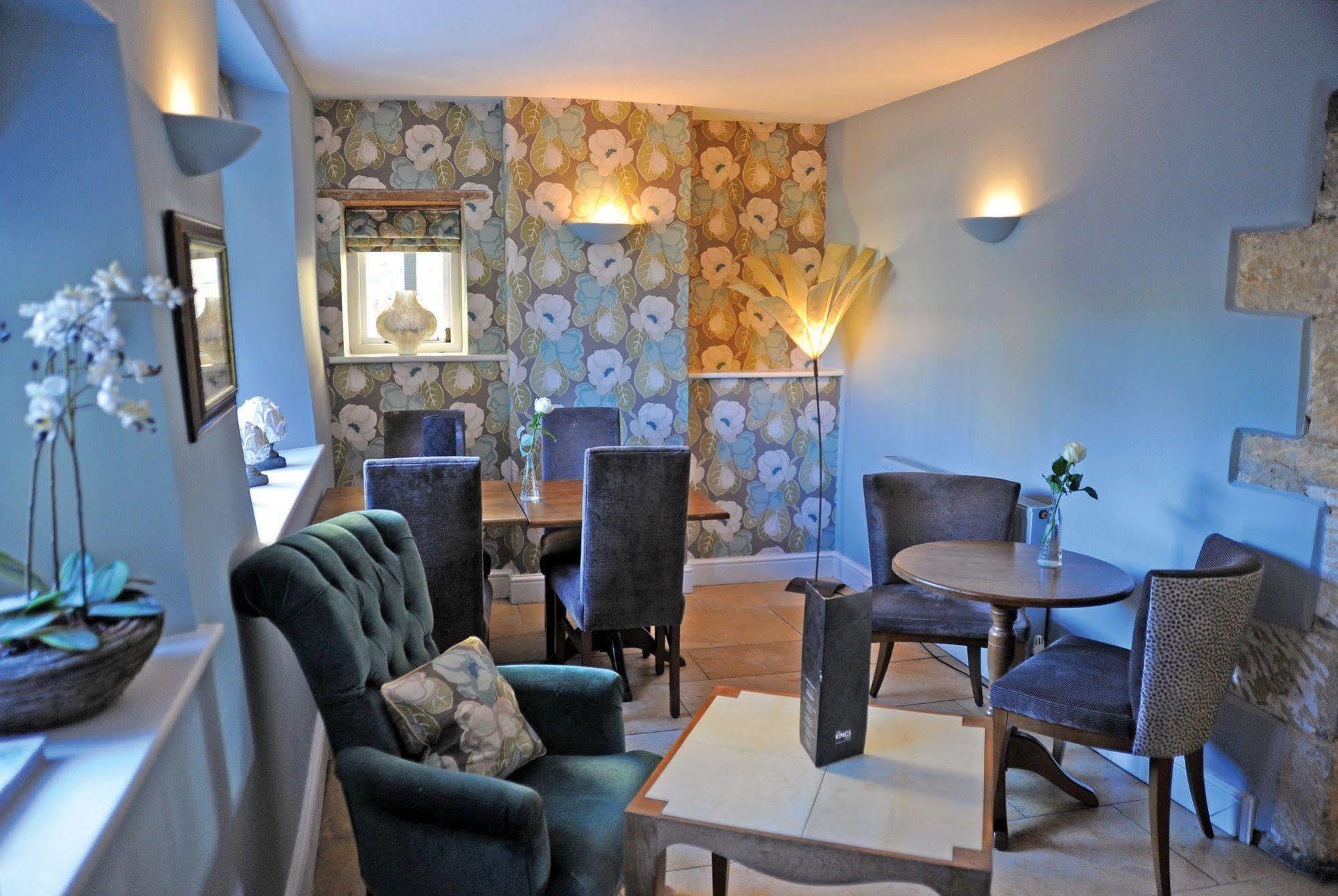 The Kings Hotel Chipping Campden Extérieur photo